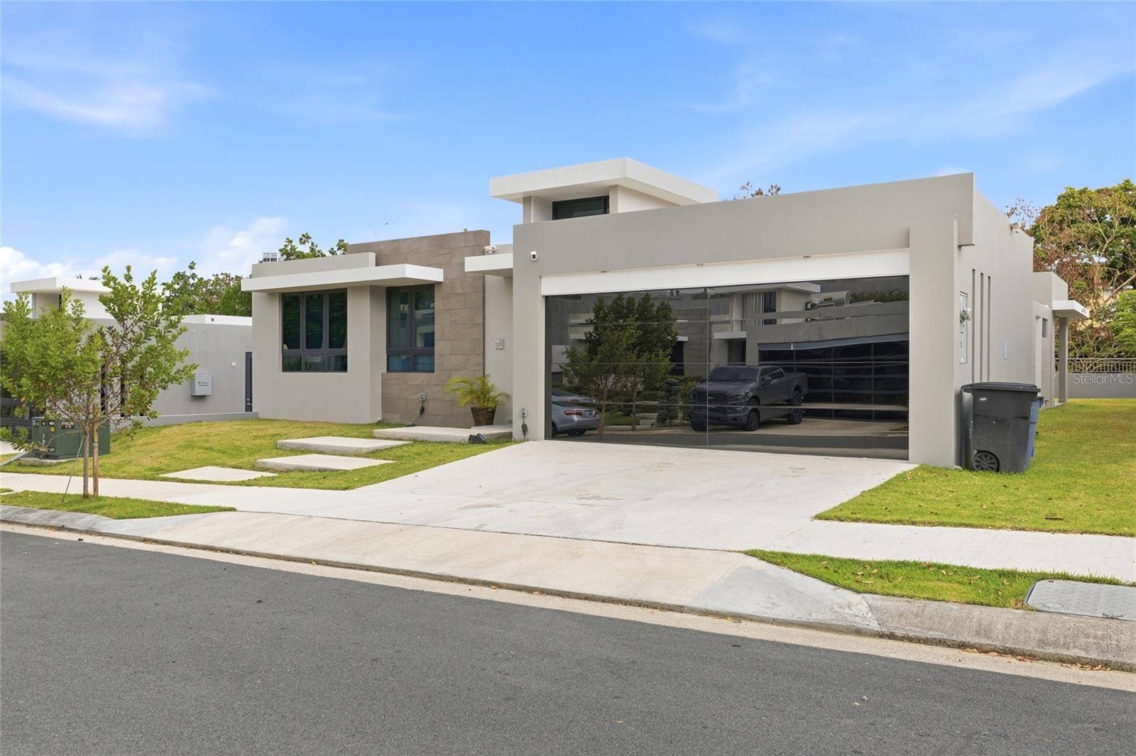Urb Las Casonas ARANDA, Guaynabo, PR 00966