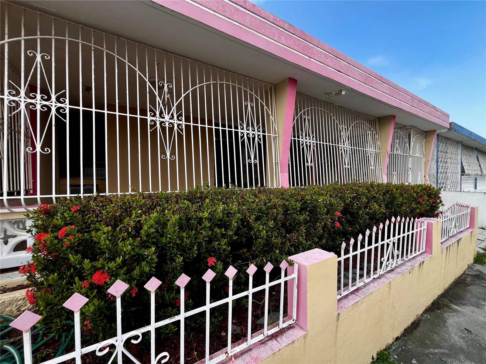 Urb Santa Isidra 2 #130, Fajardo, PR 00738