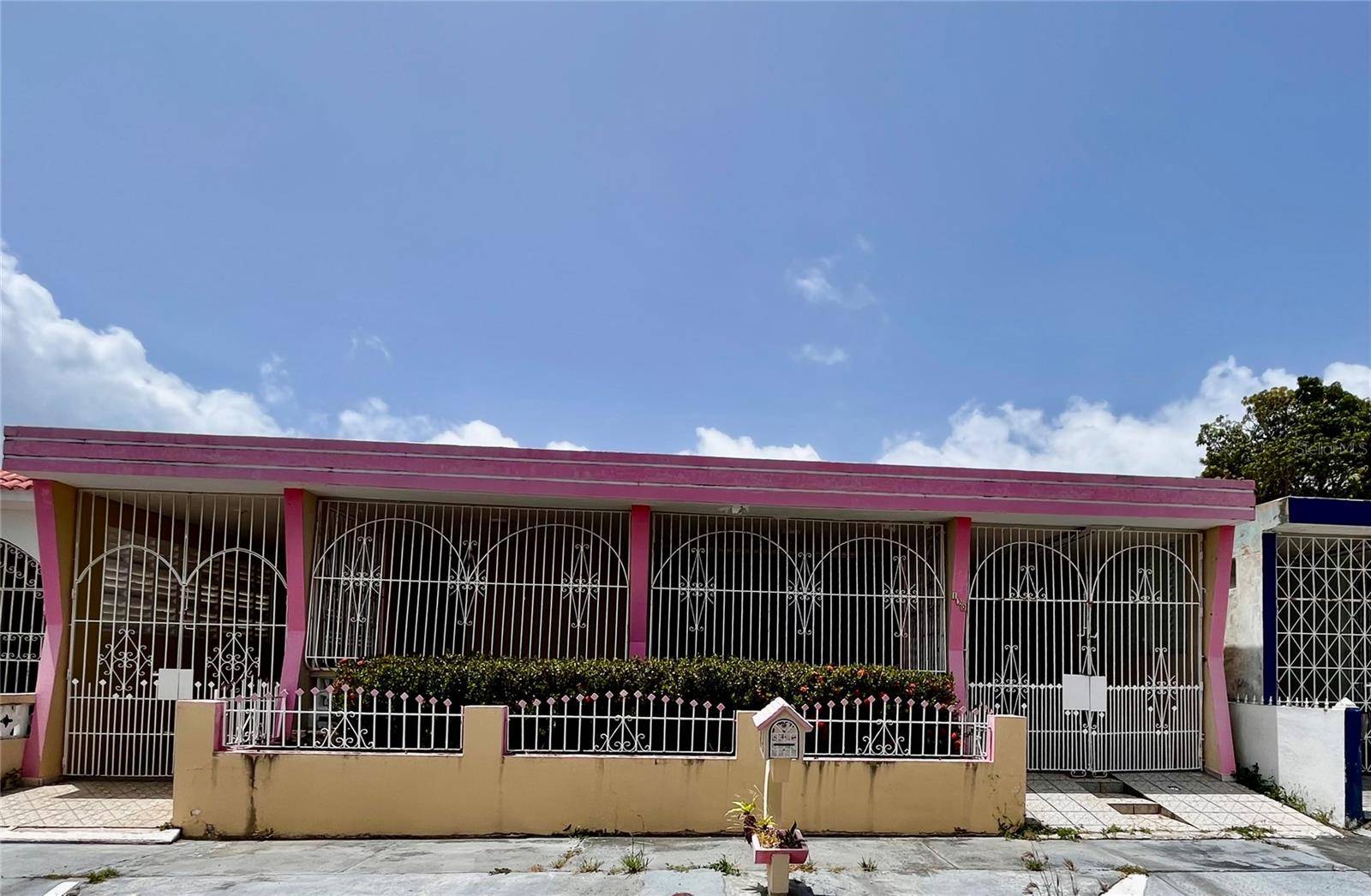 Urb Santa Isidra 2 #130, Fajardo, PR 00738