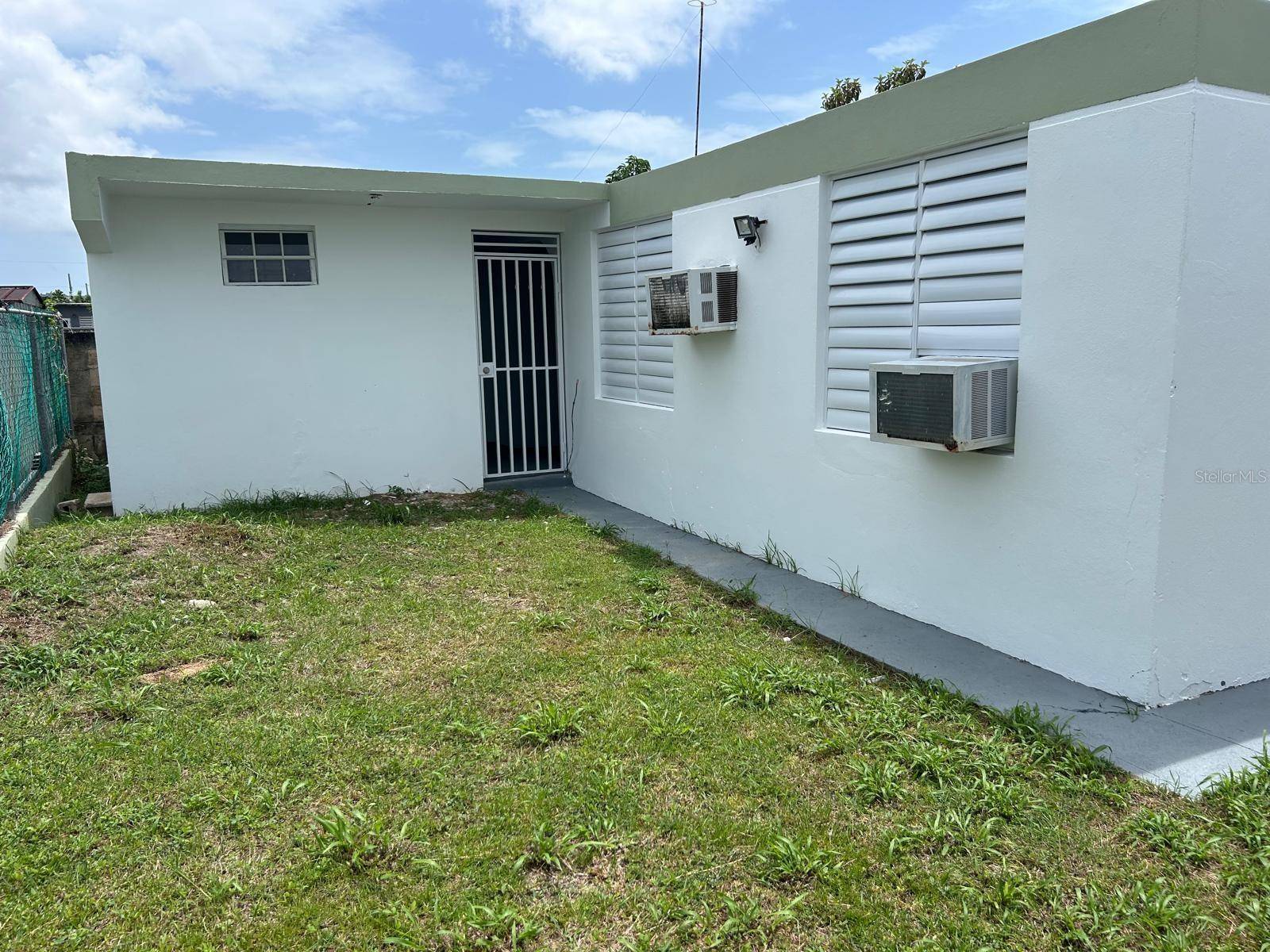 I-11 FLAMBOYAN, Naguabo, PR 00718