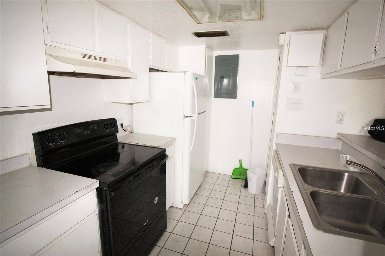 2117 LYME BAY DR #604, Orlando, FL 32839