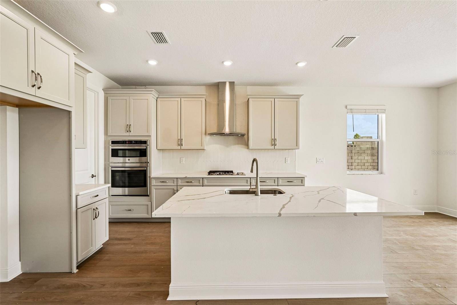 136 VISTERA BLVD, Nokomis, FL 34275