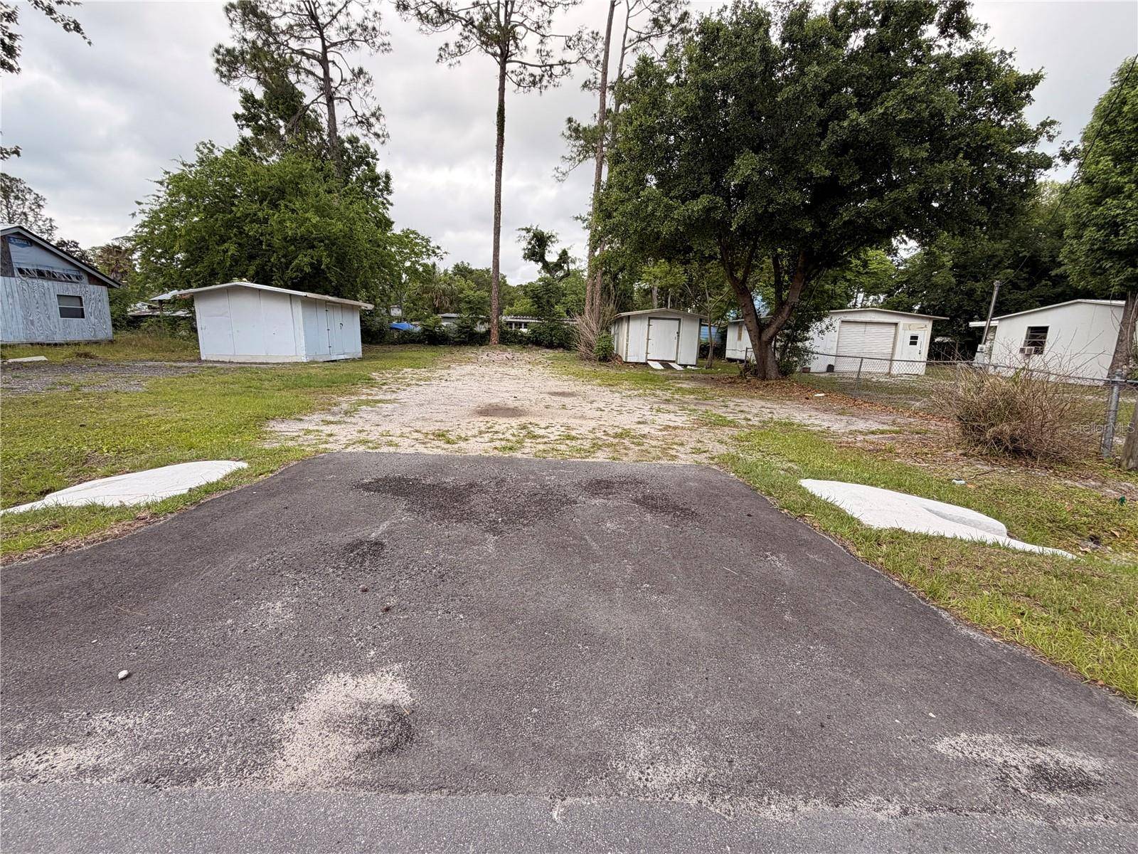 ARMADILLO RD, Astor, FL 32102