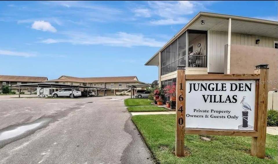 1640 JUNO TRL #205C, Astor, FL 32102