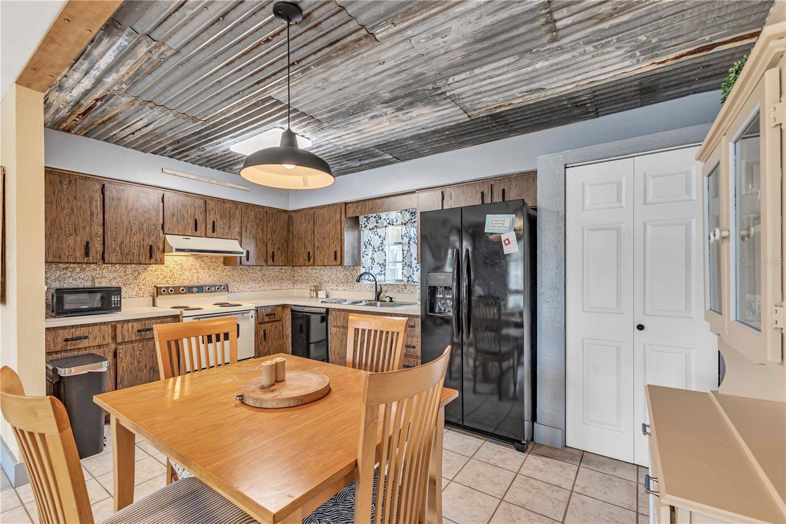 1640 JUNO TRL #205C, Astor, FL 32102