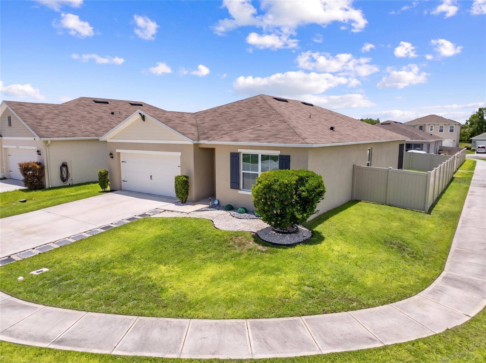 1242 IGUANA LOOP, Davenport, FL 33897