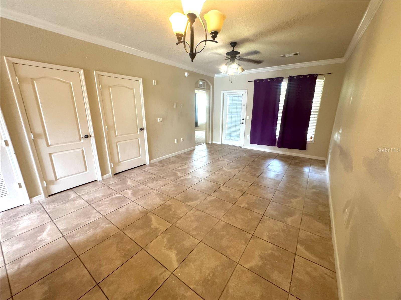 909 CHARO Pkwy #1016, Davenport, FL 33897