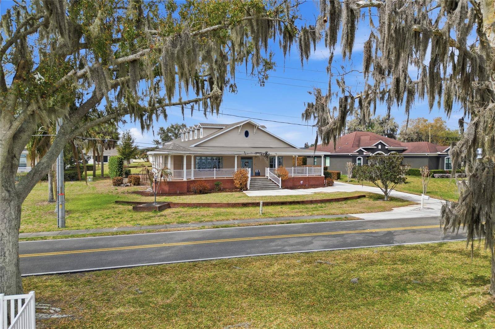 2128 LAKE ARIANA BLVD, Auburndale, FL 33823