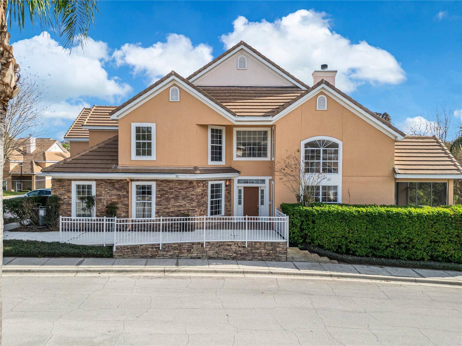 7000 STONEHEDGE DR #156, Orlando, FL 32819