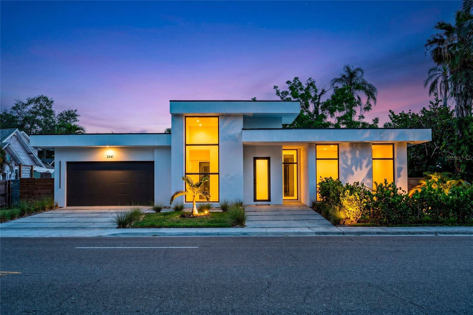 2441 WEBBER ST, Sarasota, FL 34239