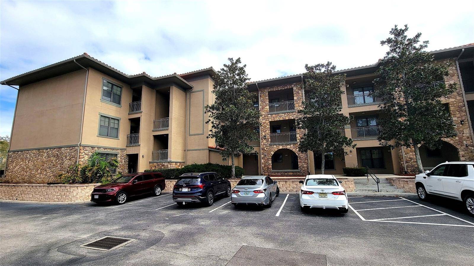 914 CHARO Pkwy #123, Davenport, FL 33897