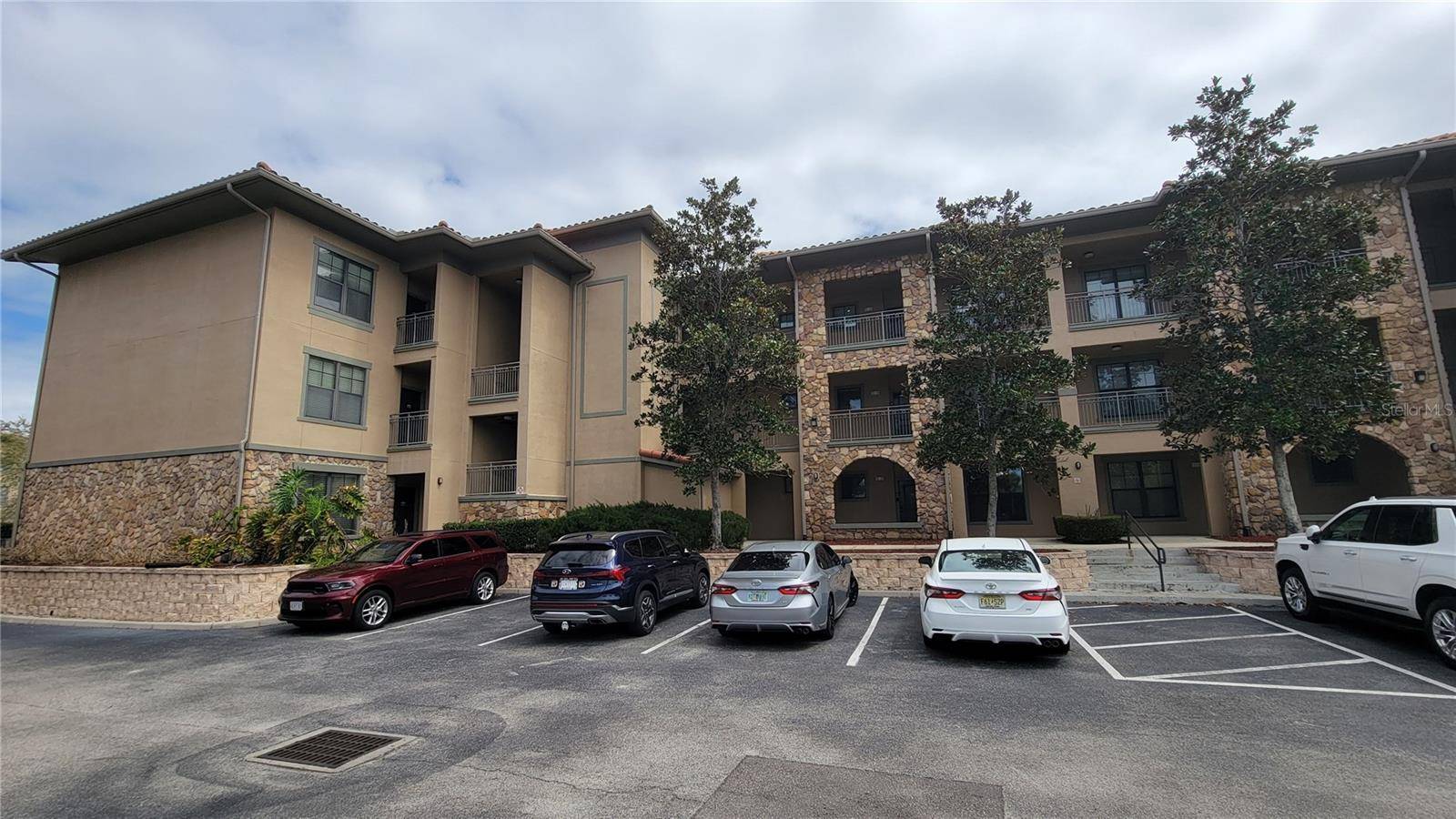 914 CHARO Pkwy #123, Davenport, FL 33897