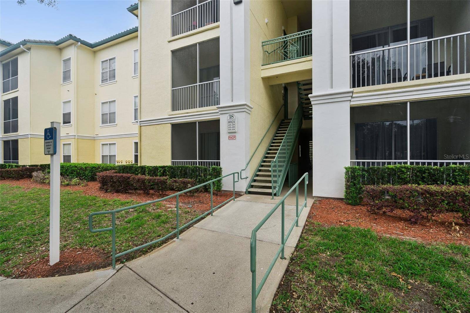 8921 LEGACY CT #18-308, Kissimmee, FL 34747