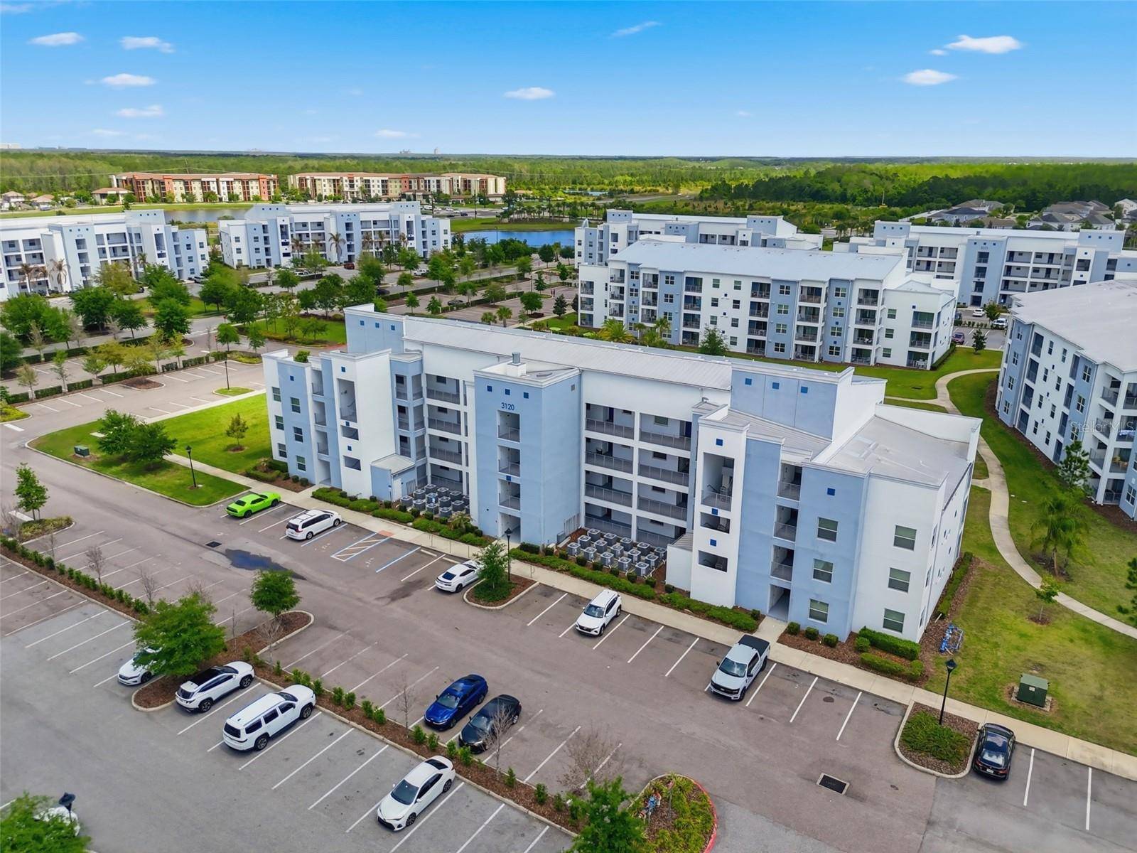 3120 PARADOX CIR #302, Kissimmee, FL 34746