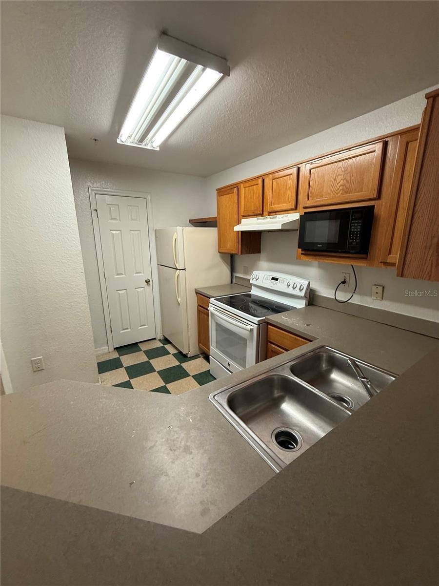 3712 CASTLE PINES LN #4137, Orlando, FL 32839