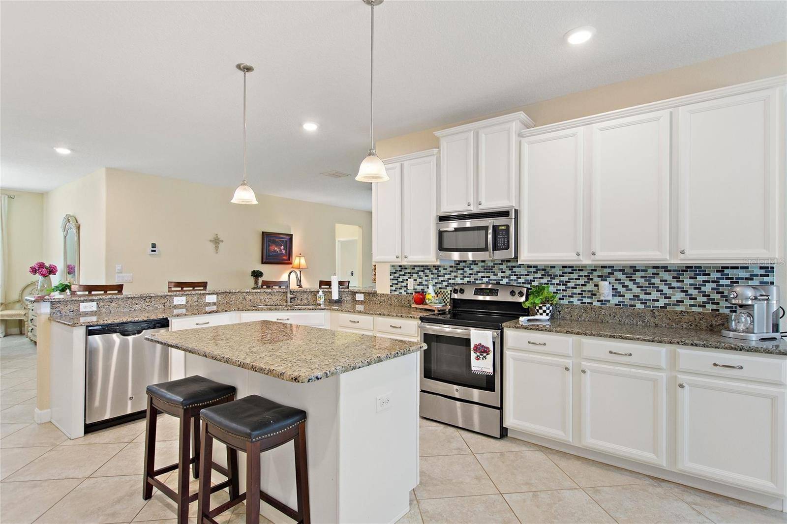 1311 GLENEAGLES LN, Davenport, FL 33896