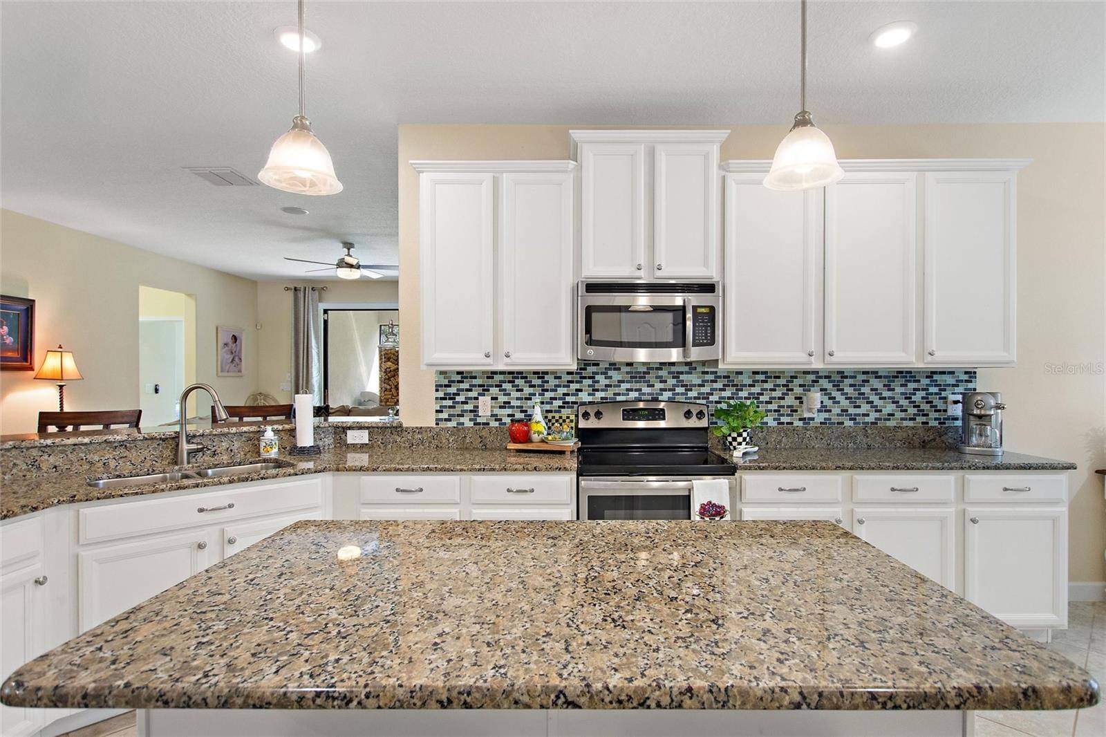 1311 GLENEAGLES LN, Davenport, FL 33896