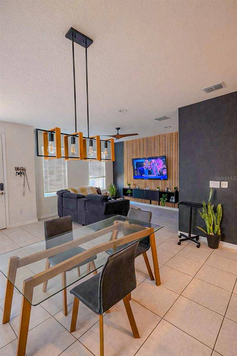 1776 FULFILLMENT DR, Kissimmee, FL 34744