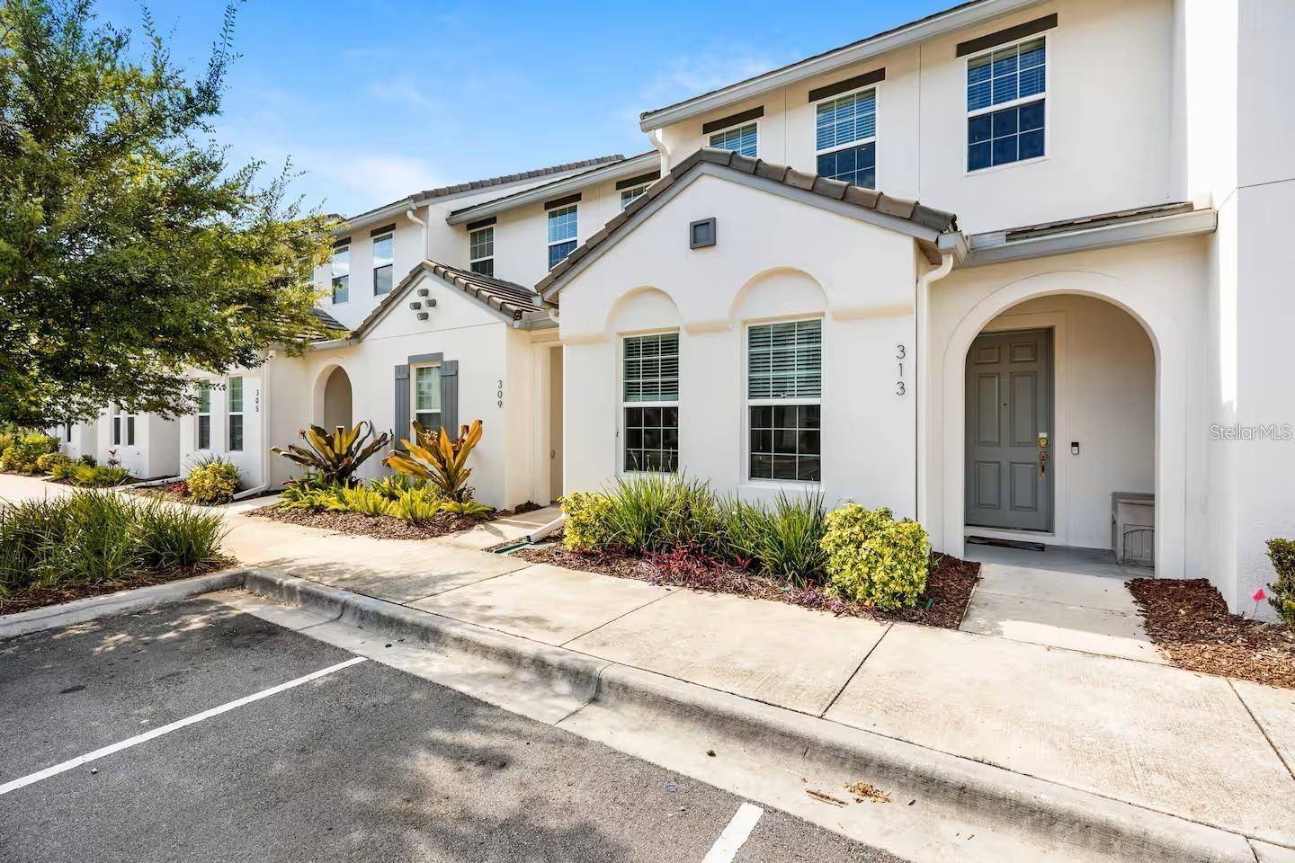 313 CAPTIVA DR, Davenport, FL 33896
