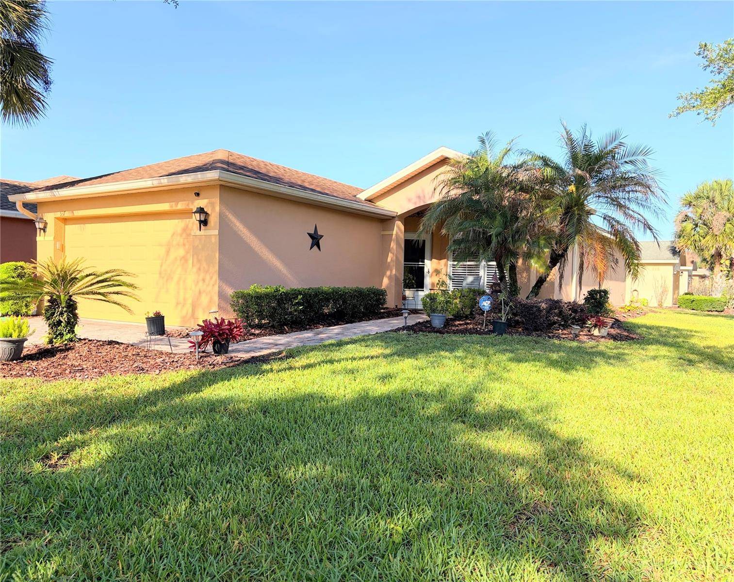 537 GRAND CANAL DR, Poinciana, FL 34759