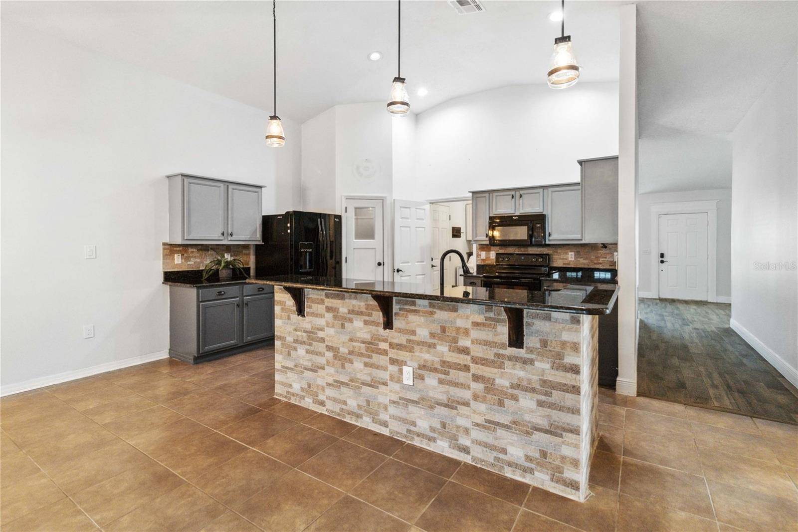 402 RIO GRANDE CT, Poinciana, FL 34759