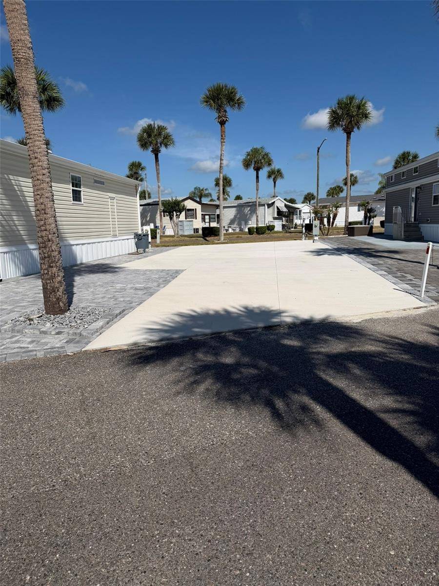 9000 US HWY 192 #833, Clermont, FL 34714