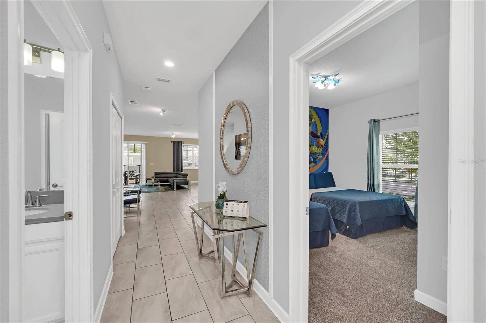 9017 DOGLEG DR, Davenport, FL 33896