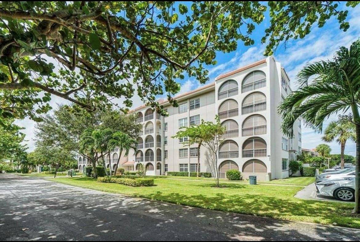 250 NE 20TH ST #3030, Boca Raton, FL 33431