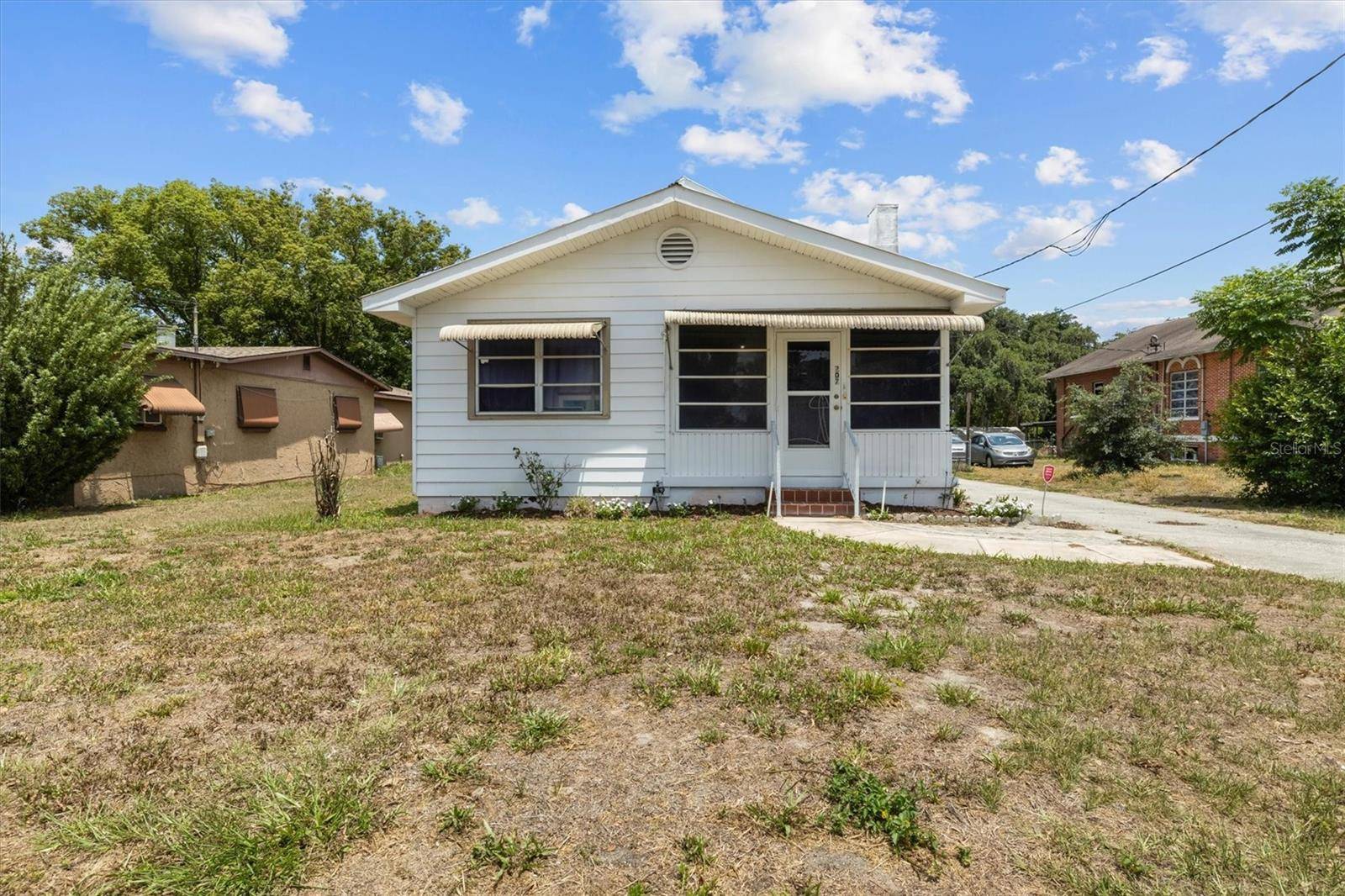 207 S PERRY AVE, Fort Meade, FL 33841