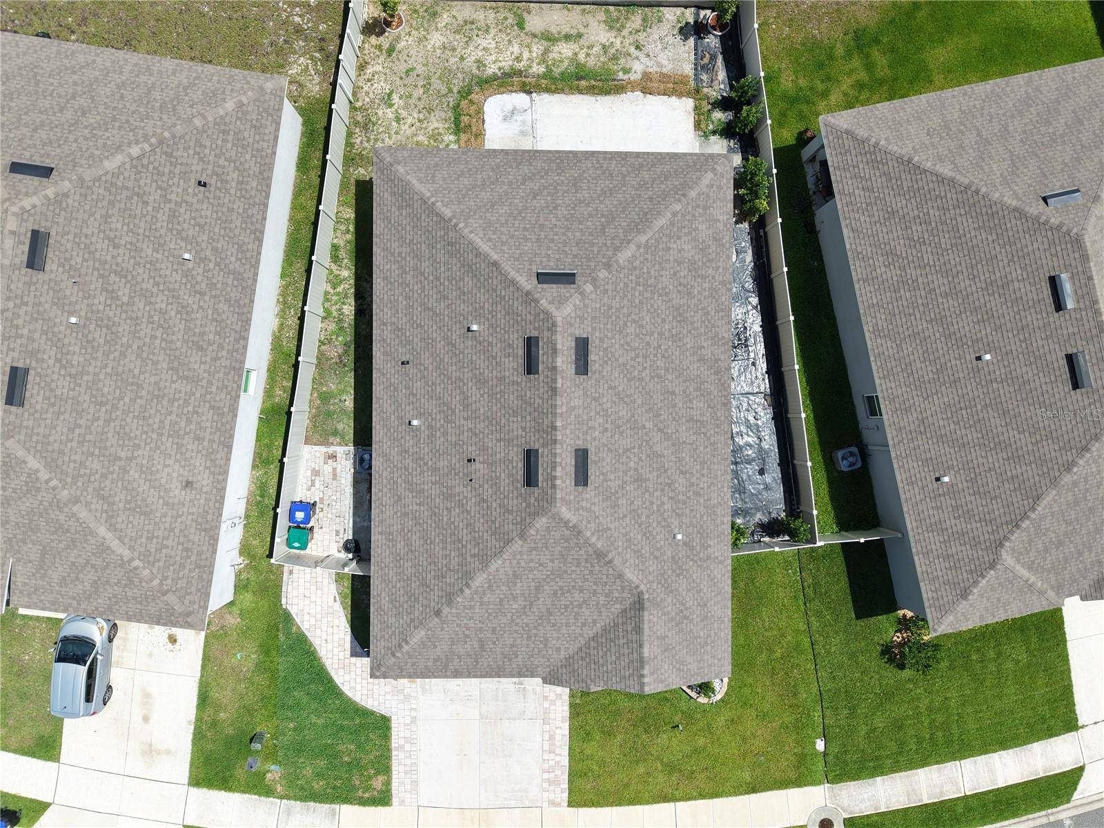 11370 AMBER RIDGE DR, Zellwood, FL 32798
