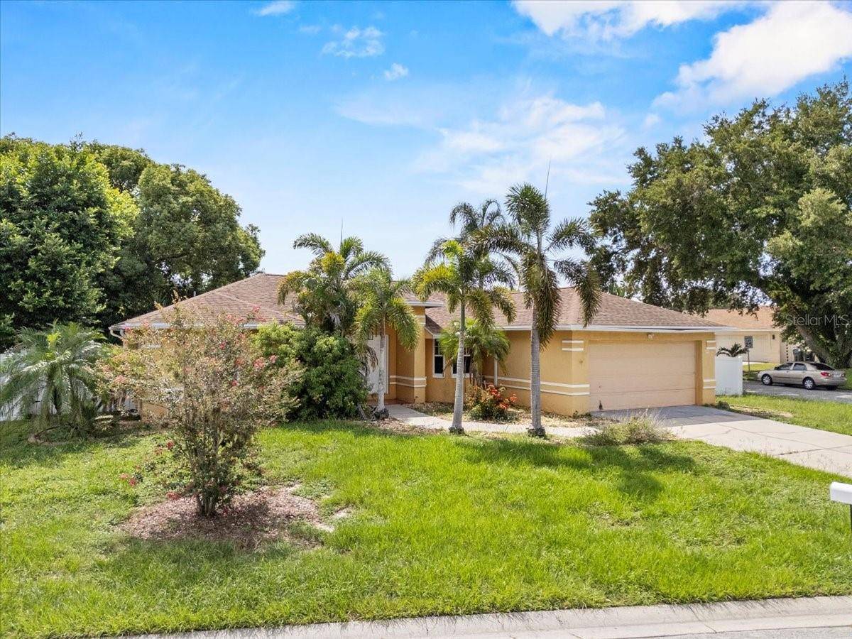 307 STERLING DR, Winter Haven, FL 33884