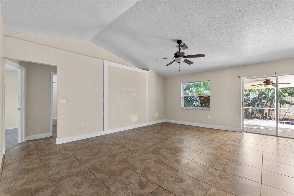 307 STERLING DR, Winter Haven, FL 33884