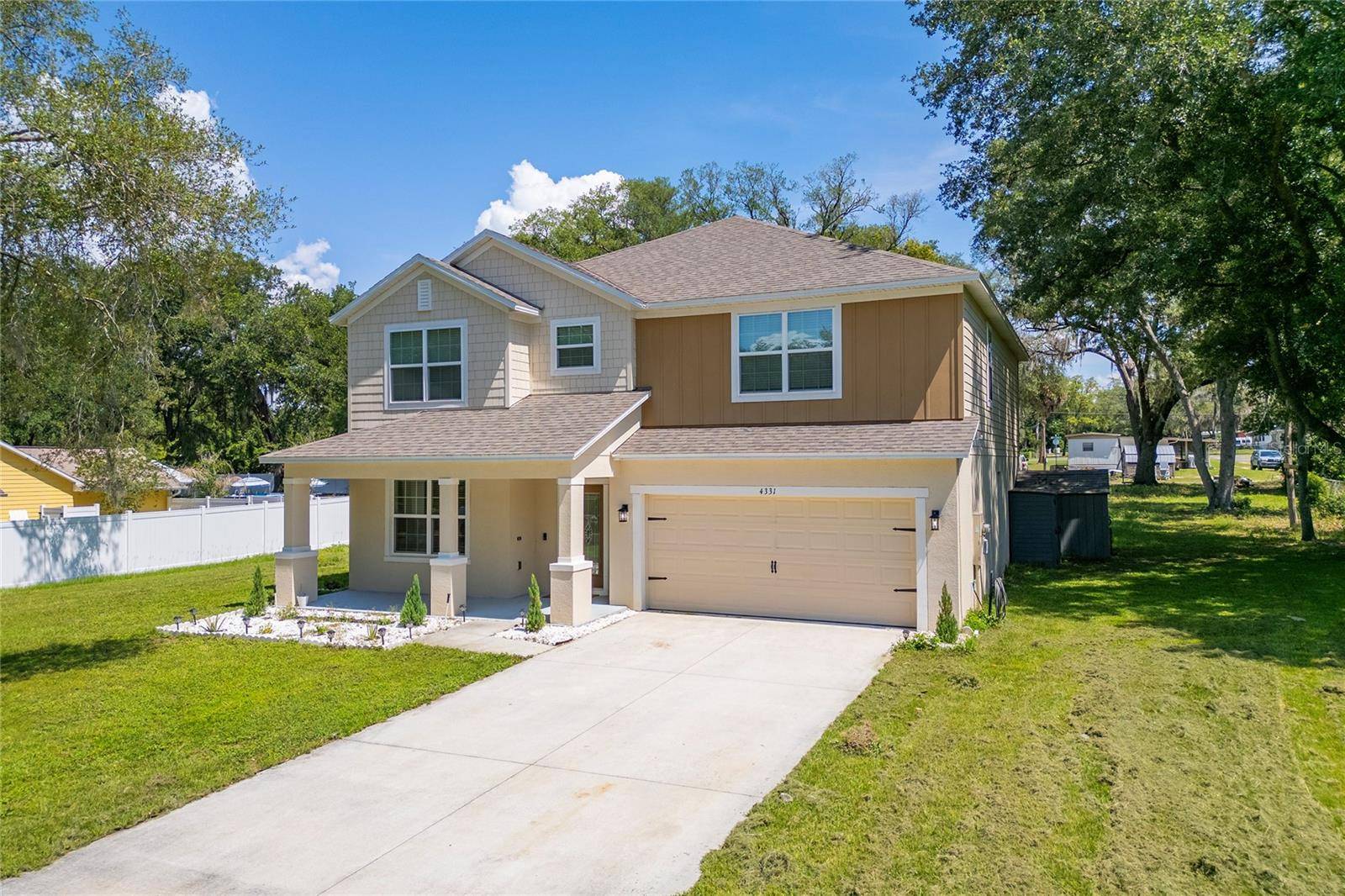 4331 WAYNE RD, Fruitland Park, FL 34731