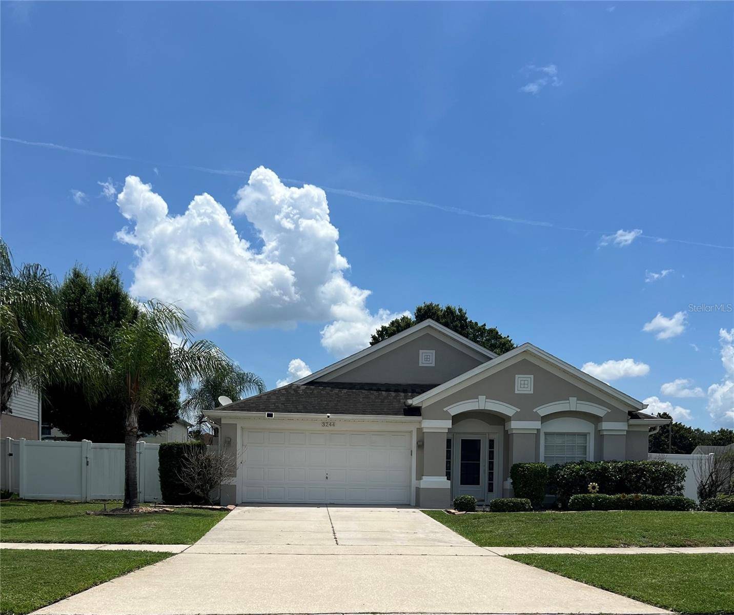 3244 HERONS POINT CIR, Kissimmee, FL 34741