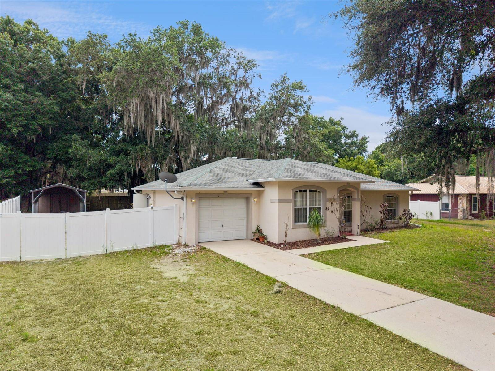 305 E 5TH ST, St Cloud, FL 34769