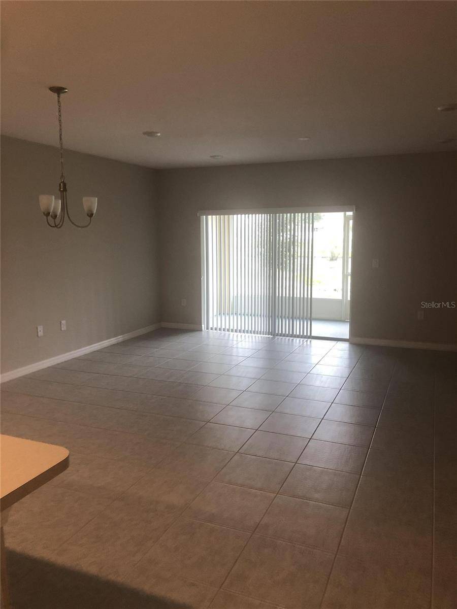 4776 CORAL CASTLE DR, Kissimmee, FL 34746