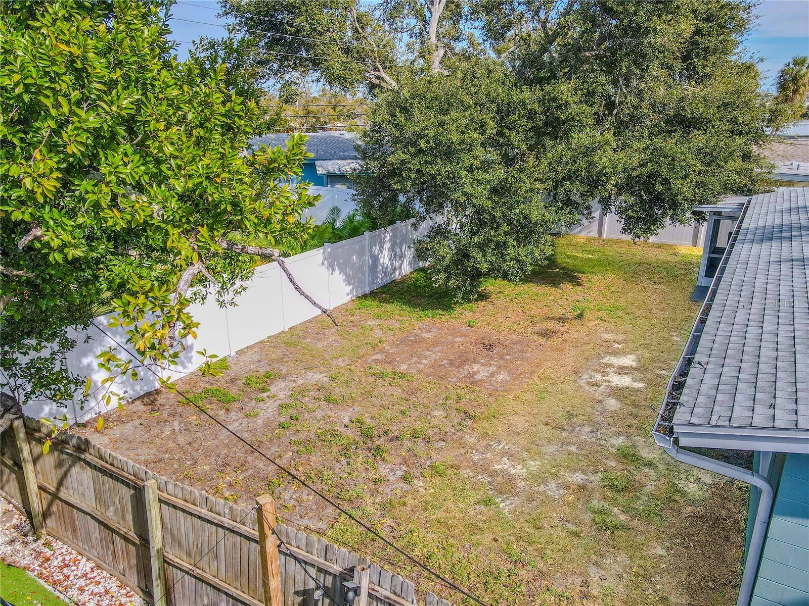 11615 PARK BLVD, Seminole, FL 33772