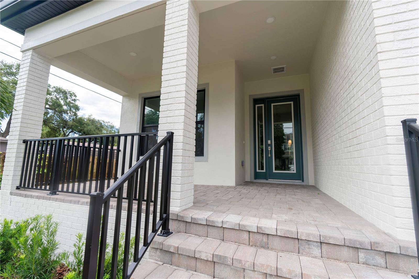 4018 W CLEVELAND ST, Tampa, FL 33611