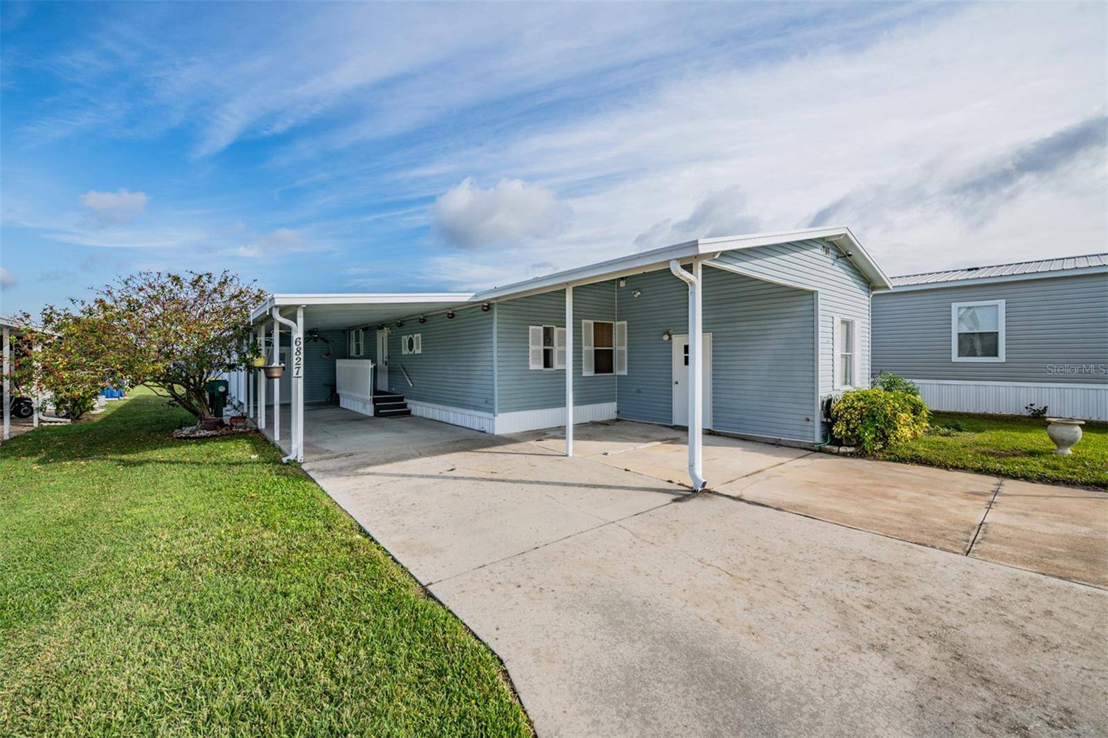 6827 S LAKE HENRY DR NE, Winter Haven, FL 33881