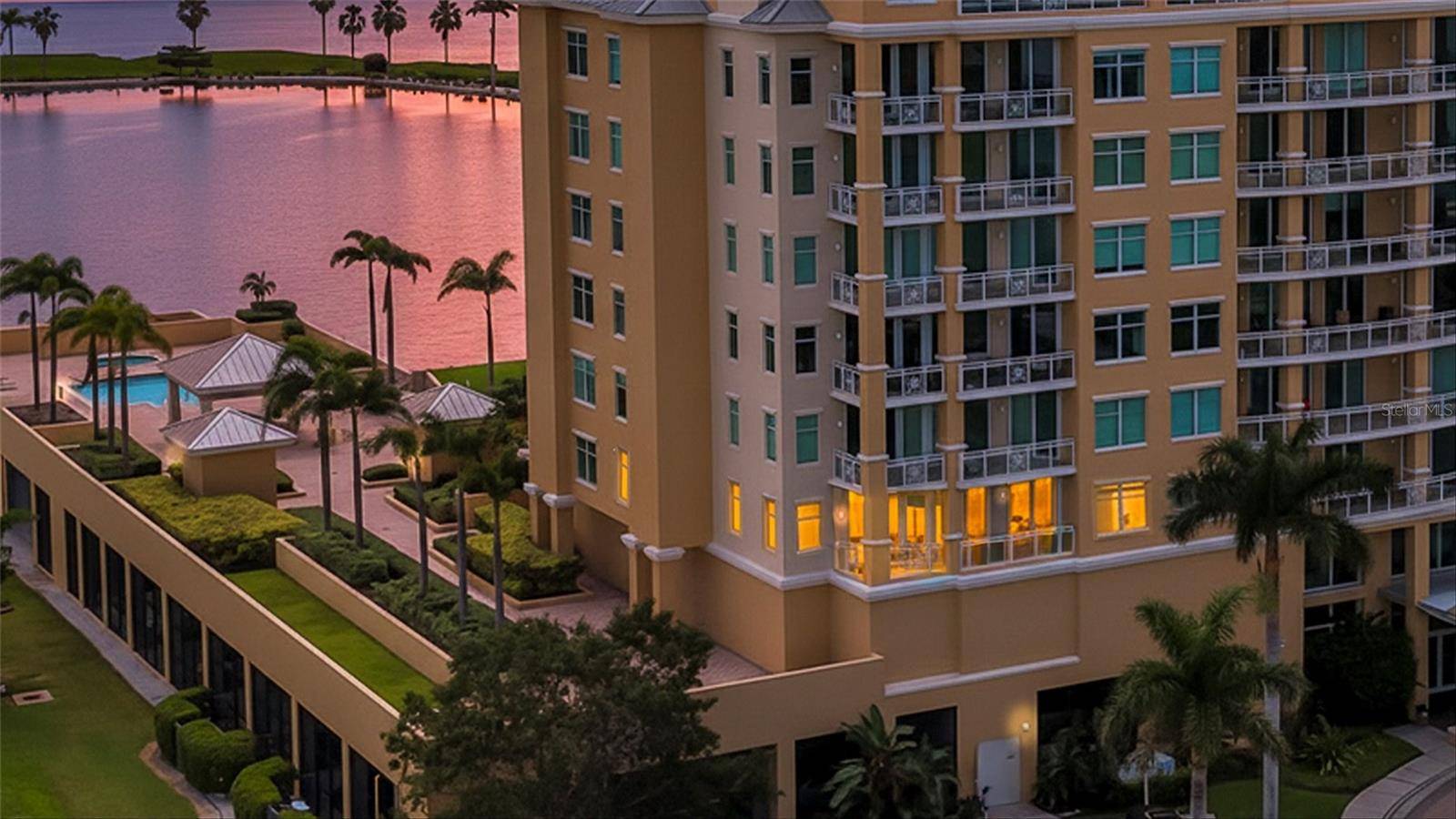 140 RIVIERA DUNES WAY #206, Palmetto, FL 34221
