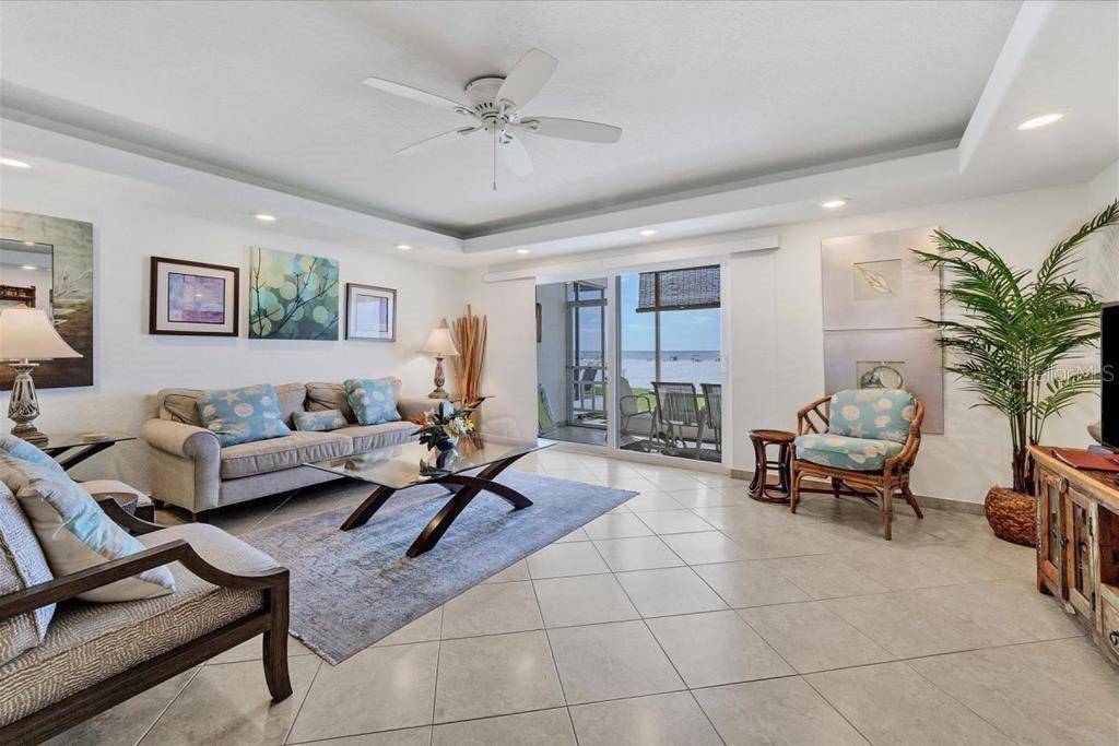 6154 MIDNIGHT PASS RD #104, Sarasota, FL 34242
