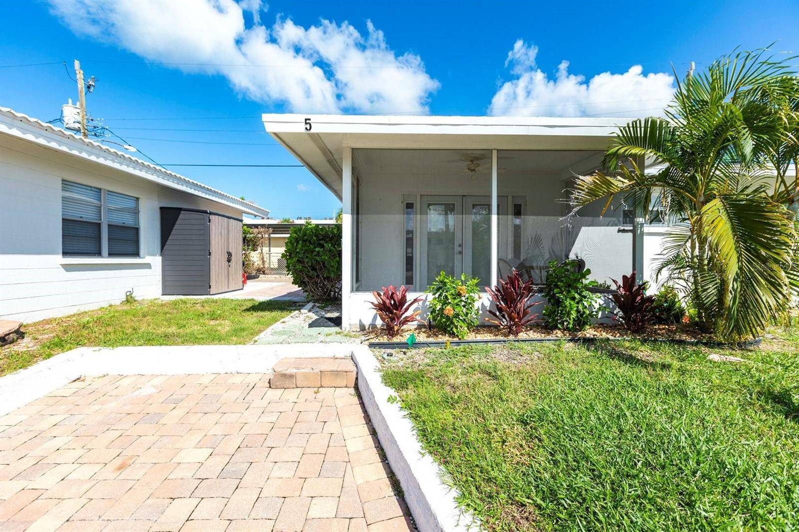 6020 MIDNIGHT PASS RD #5, Sarasota, FL 34242
