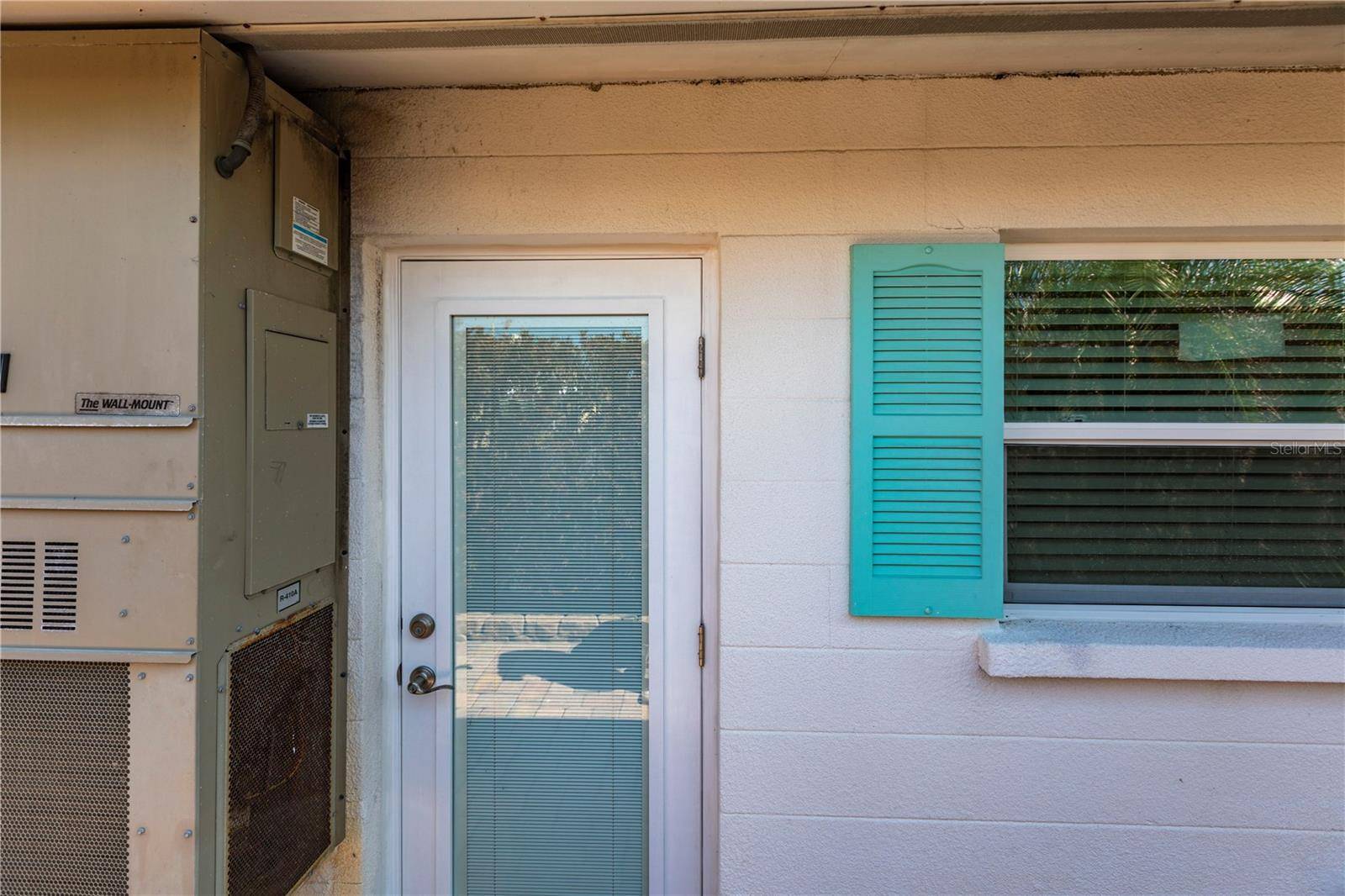 6020 MIDNIGHT PASS RD #20, Sarasota, FL 34242