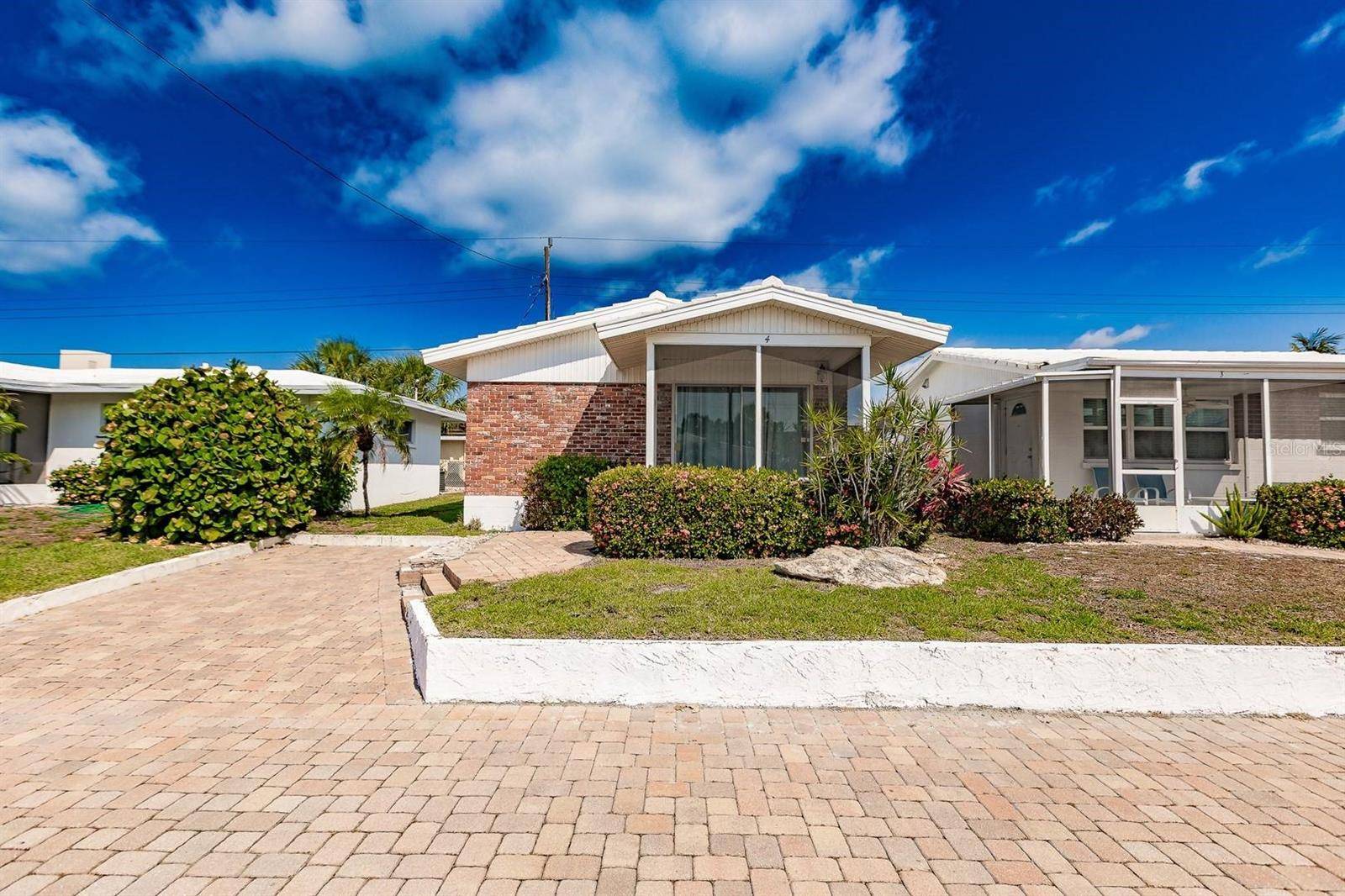 6020 MIDNIGHT PASS RD #4, Sarasota, FL 34242