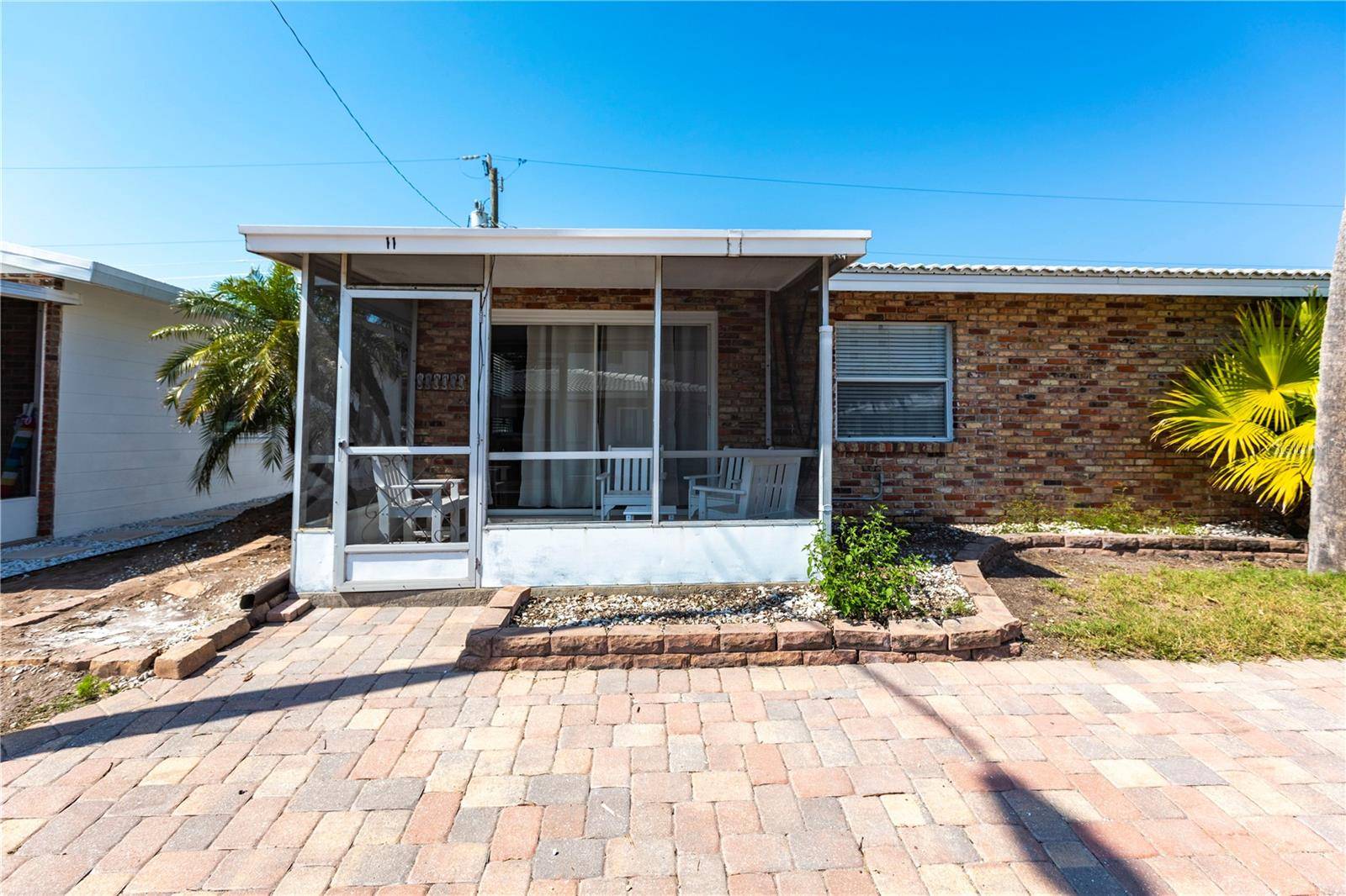 6020 MIDNIGHT PASS RD #11, Sarasota, FL 34242