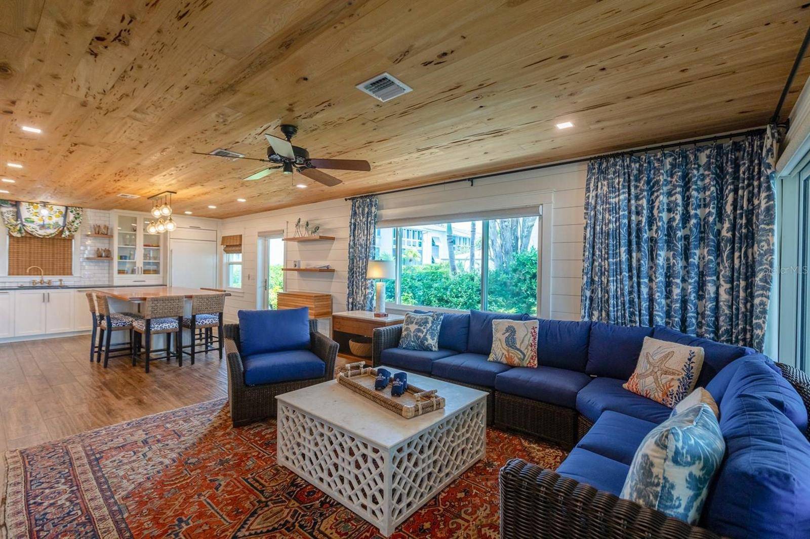 6020 MIDNIGHT PASS RD #26, Sarasota, FL 34242