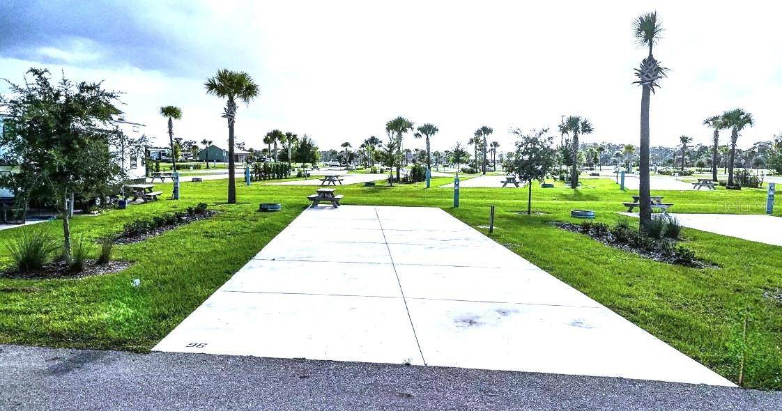 96 CR-630 E, Lake Wales, FL 33898