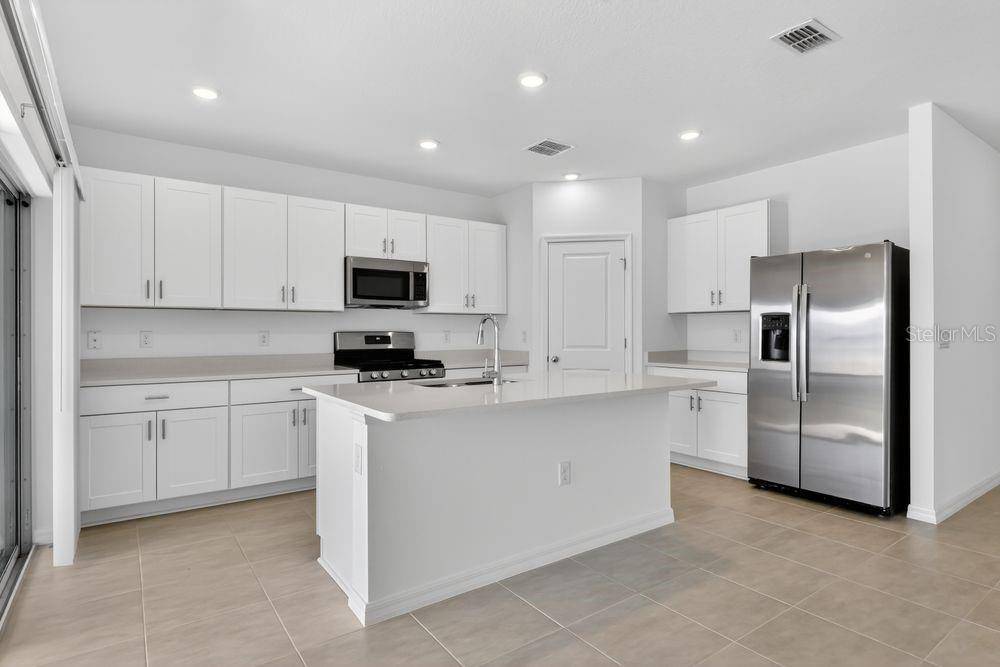 217 STREAMWATER WAY, Groveland, FL 34736