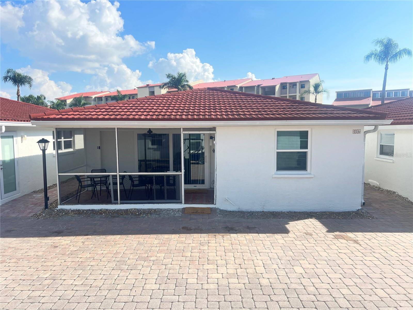 6154 MIDNIGHT PASS RD #B16, Sarasota, FL 34242