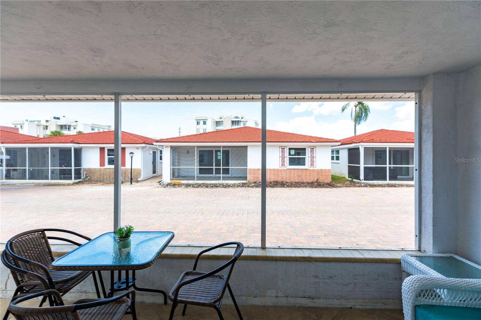 6154 MIDNIGHT PASS RD #D15, Sarasota, FL 34242